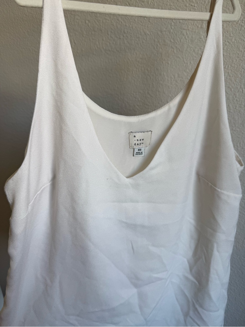 a new day White V-Neck Camisole Tank